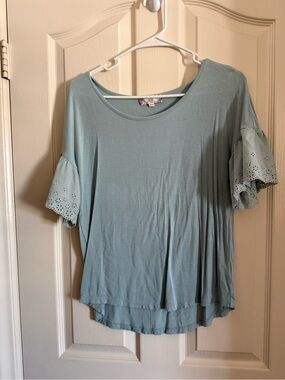 Eyelet Sleeve Tunic Top